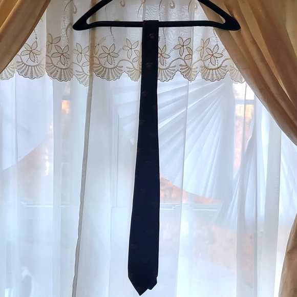 MCP Tie - Picture 6 of 8